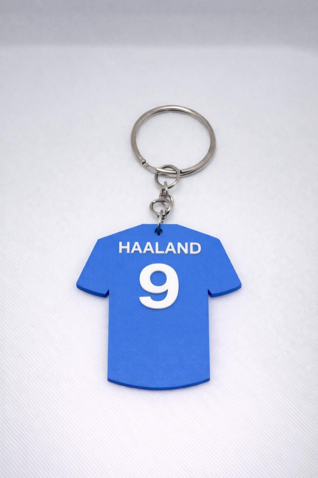 Personalised Football Shirt Keyring – Custom Name & Number Keychain