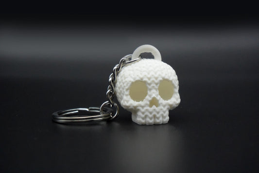 3D Printed Knitted Skull Keychain – Gothic Bag Charm, Spooky Accessory